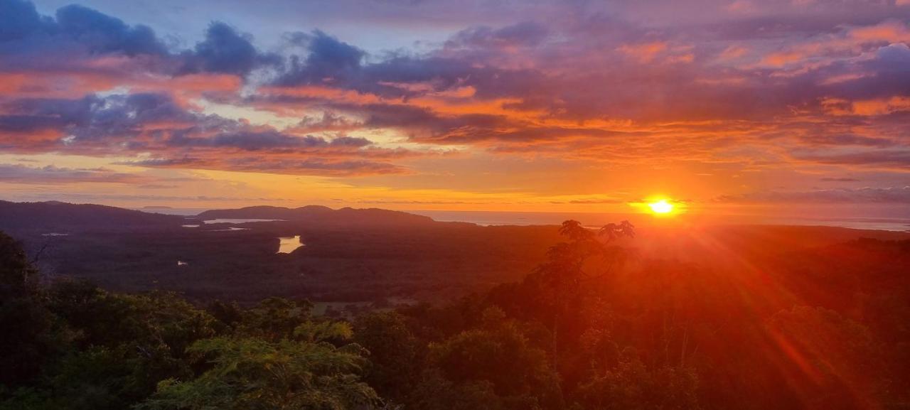 Finca La Puesta Del Sol - Miramar De Sierpe Bagian luar foto