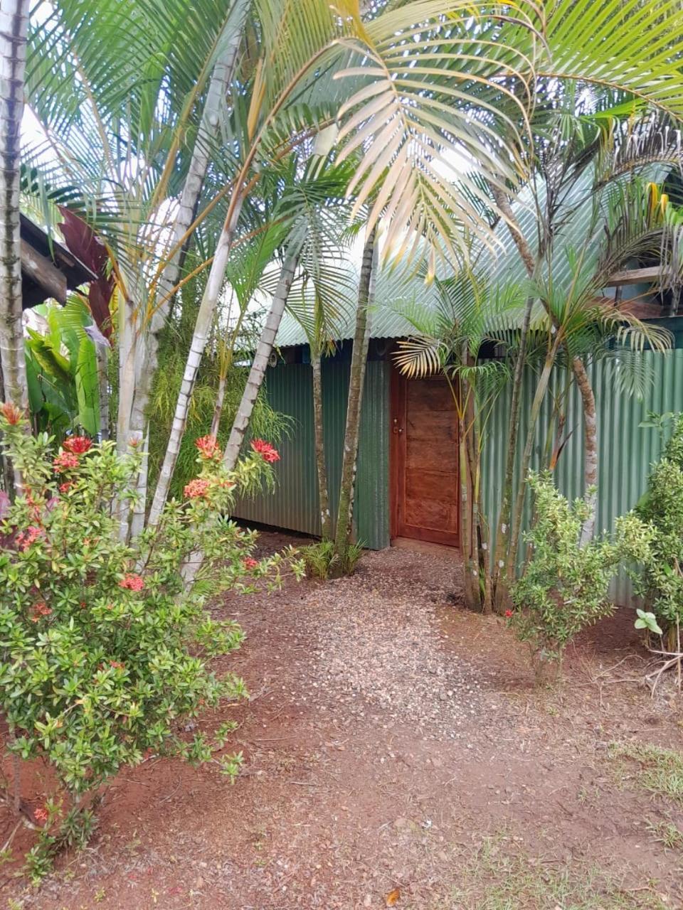 Finca La Puesta Del Sol - Miramar De Sierpe Bagian luar foto